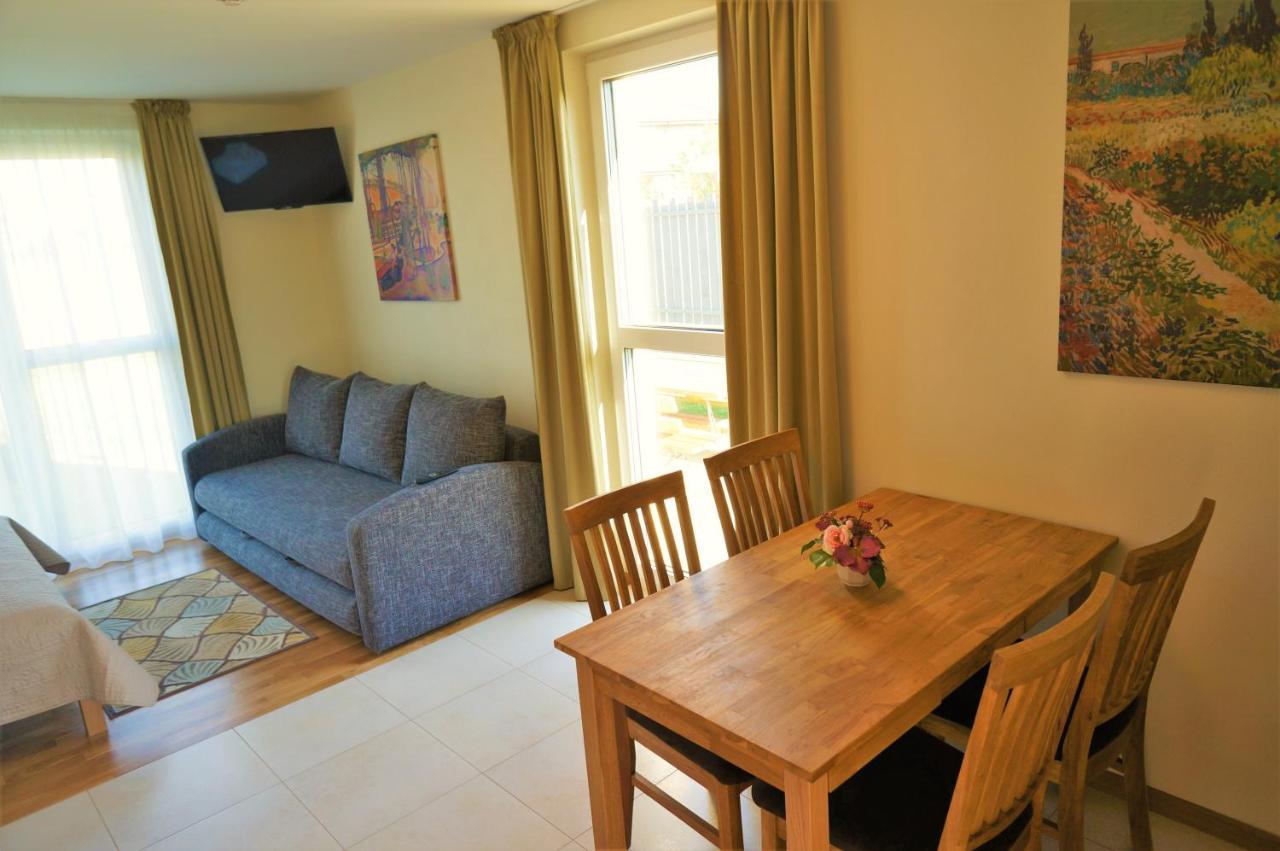 Smelio Vila Apartments Palanga Eksteriør bilde